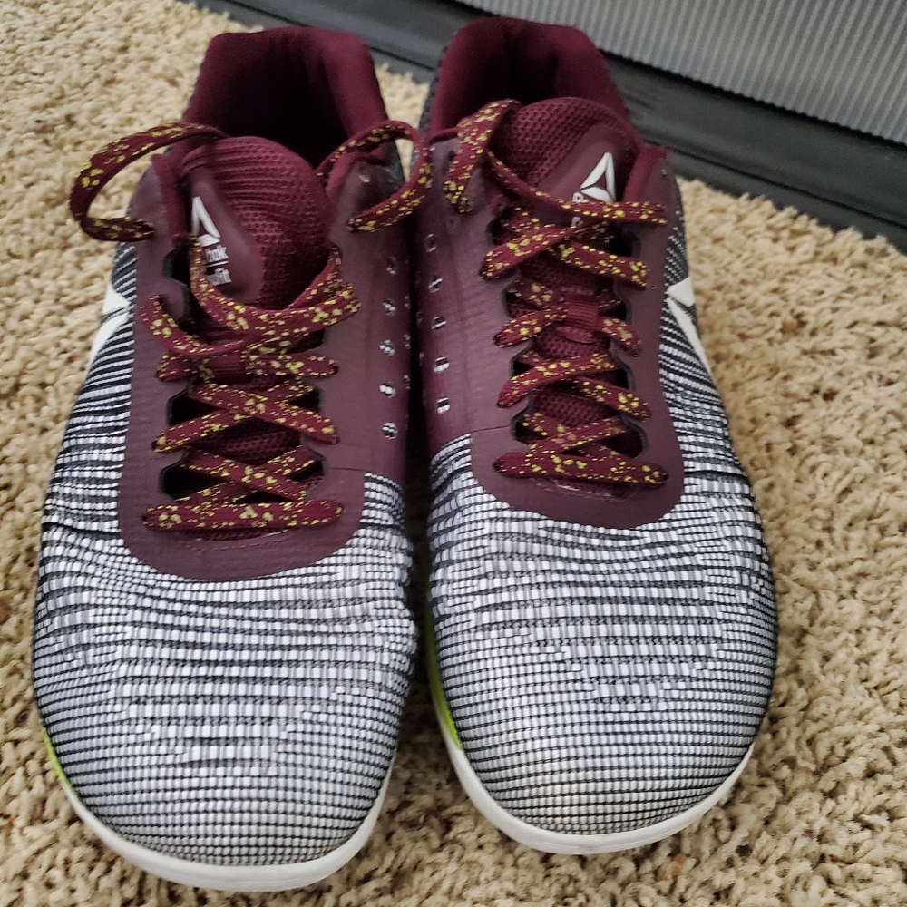 Mens Size 9.5 Reebok Nano 7